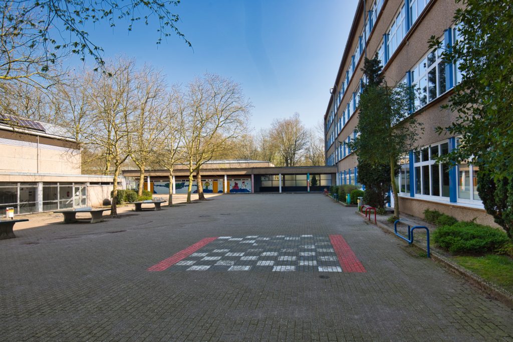 Anmeldetage-f-r-die-weiterf-hrenden-Schulen-in-Erkrath