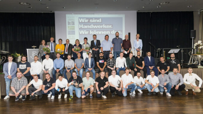 Gruppe-Lossprechung2022 (003)
