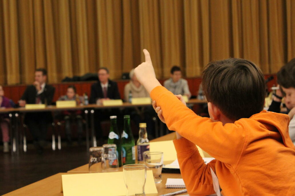 Offene-Sprechstunde-des-Kinderparlamentes