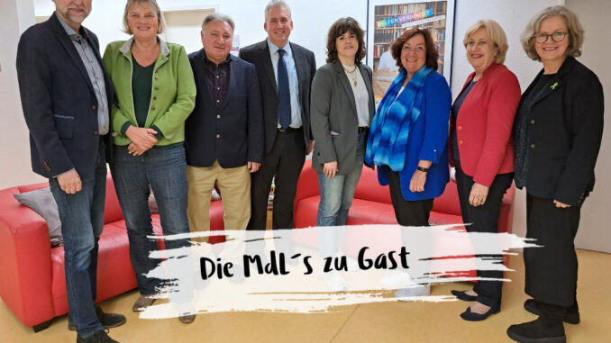 Die MdLs zu Gast f. FB 11_23 (002)