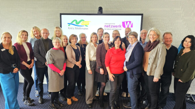 241211_Gruppenfoto Netzwerk W (002)