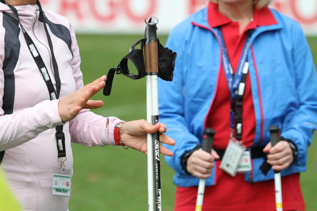 Neuer-Pr-ventionskurs-Nordic-Walking-f-r-Einsteiger-und-Wiedereinsteiger-startet