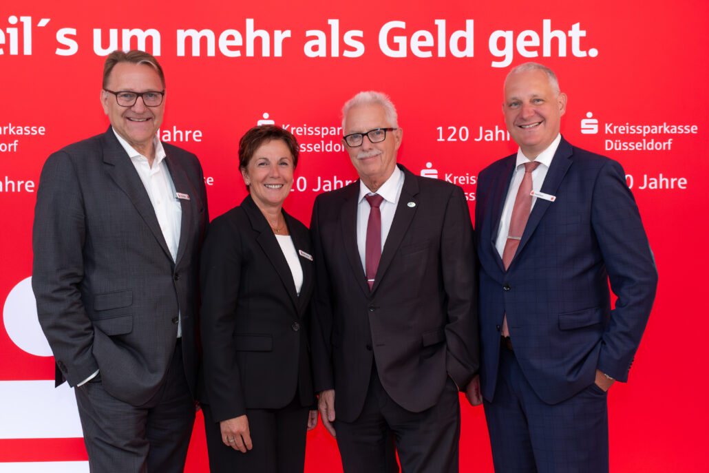 Roswitha-Hammrich-neu-im-Vorstandsteam-der-Kreissparkasse-D-sseldorf