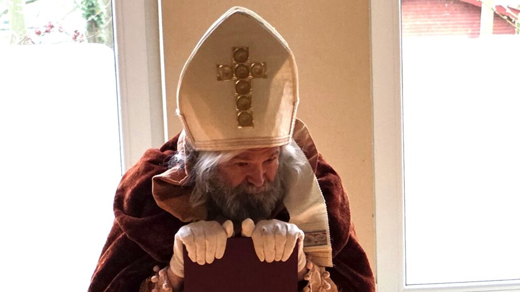 Er-hat-es-schon-wieder-getan-