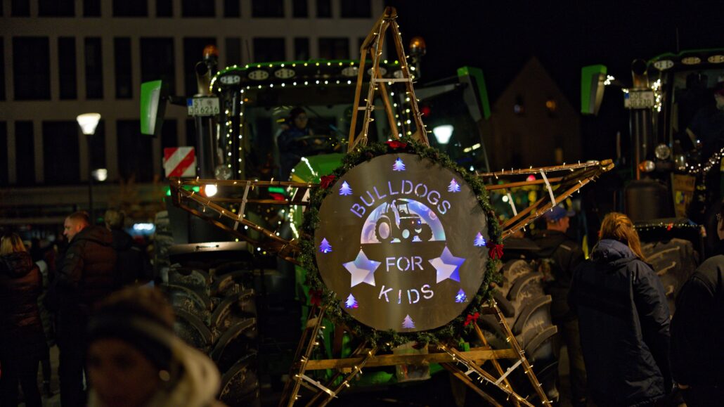 Lichterfahrt-f-r-Kids-mit-lebensverk-rzender-Krankheit