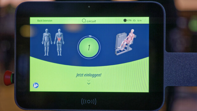 Mit der Mitgliederkarte zum passenden Training. © LW