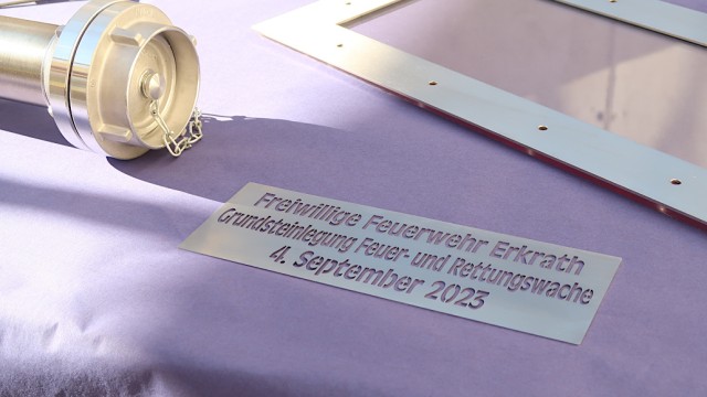 Zeitkapsel mit Schild. Foto: Christian Zimmer