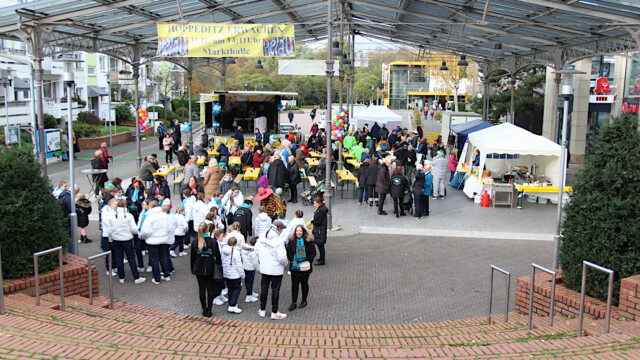 Hoppeditz-Erwachen unter der Markthalle. Foto: Christian Zimmer