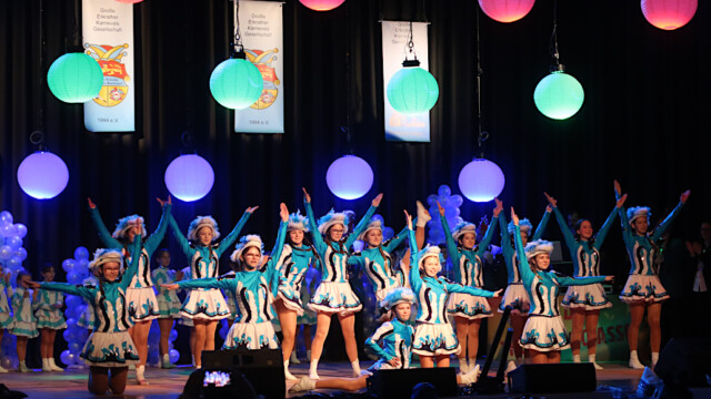 Auftritt der Hoppedötze Maxis. Foto: Christian Zimmer