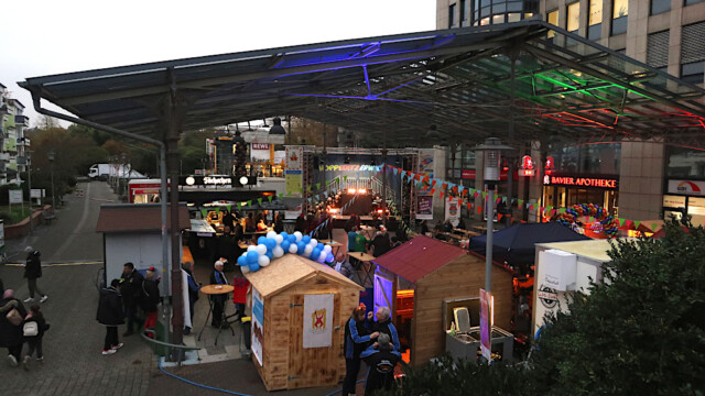 Hoppeditz-Markt unter der Markthalle. Foto: Christian Zimmer