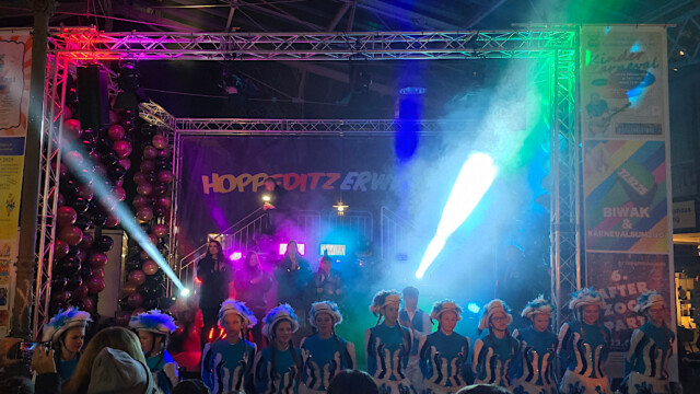 Auftritt der Tanzgarde Hoppedötze. Foto: Christian Zimmer