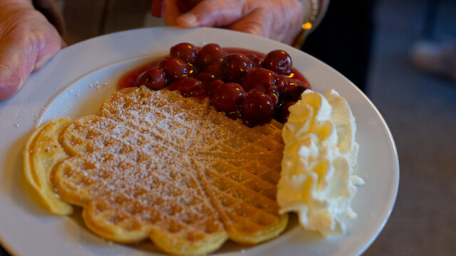 Bergische Waffeln. Foto: LW Weihnachtsbazar im AWO Treff Hochdahl