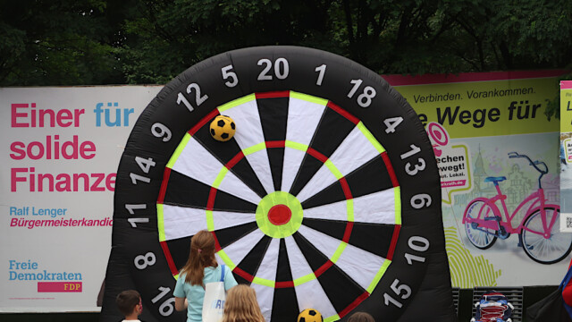 Die große Dartscheibe des SSV Erkrath. Foto: Christian Zimmer