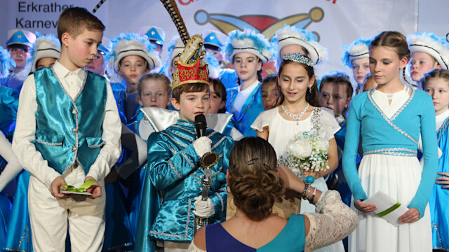 Die närrischen Gebote des Kinderprinzenpaars. Foto: Christian Zimmer