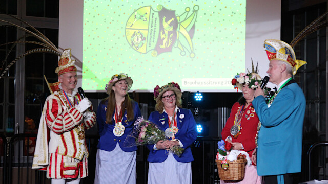 Närrische Marktfrauen. Foto: Christian Zimmer