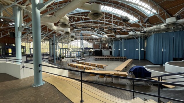 Blick in die Halle Richtung Ost-Eingang (Haupteingang). Foto: Ria Garcia